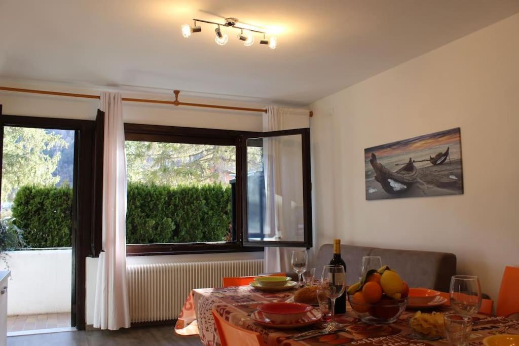 Fronte LagoResidencegarden, Moderno Appartamento Calceranica al Lago Exterior foto
